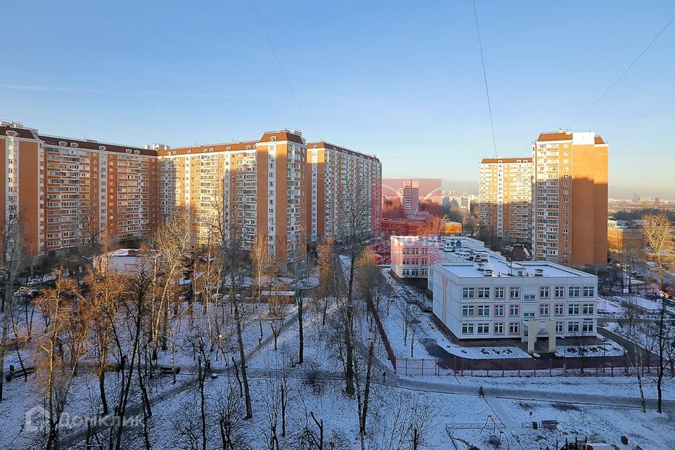 Продаётся 3-комнатная квартира, 76.3 м²