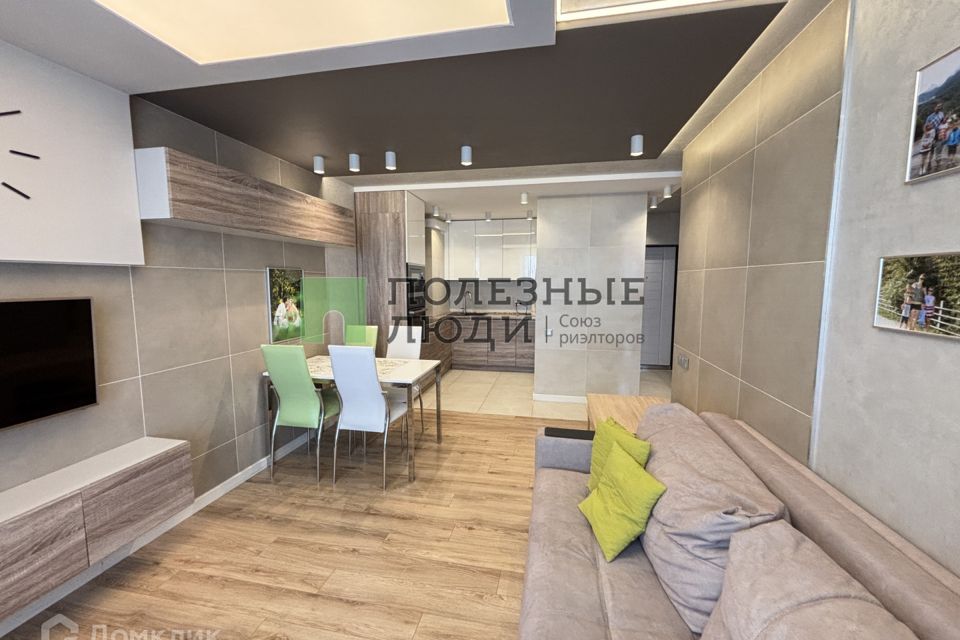 Продаётся 2-комнатная квартира, 62.7 м²
