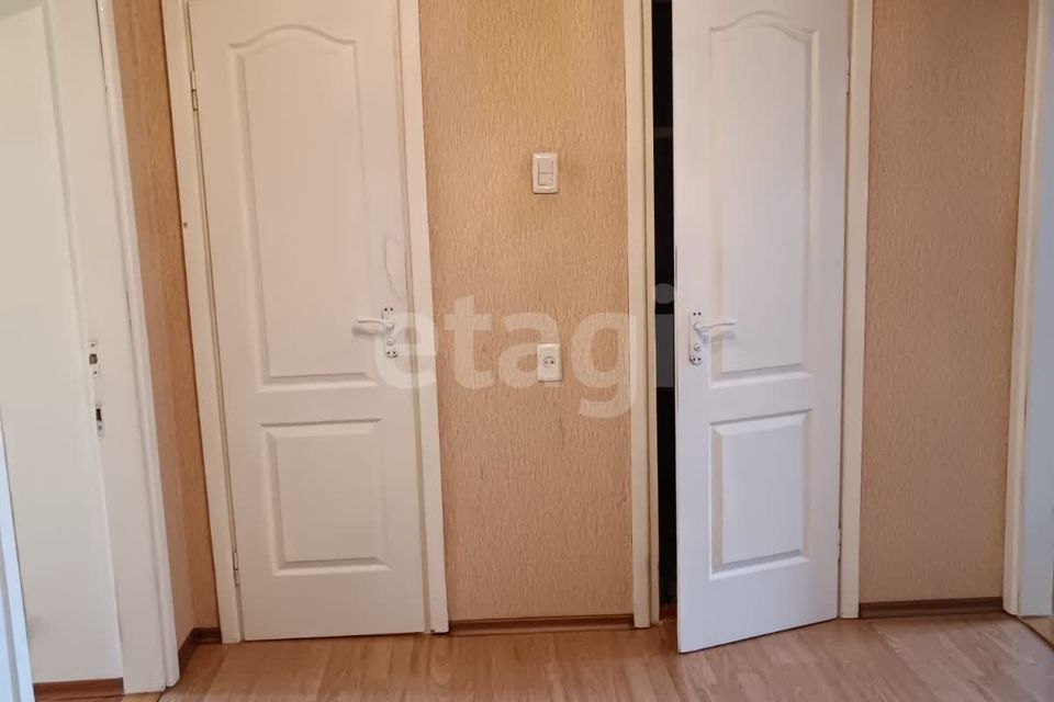 Продаётся 3-комнатная квартира, 62 м²