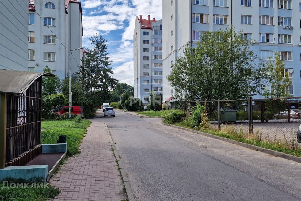 Продаётся 1-комнатная квартира, 53.9 м²