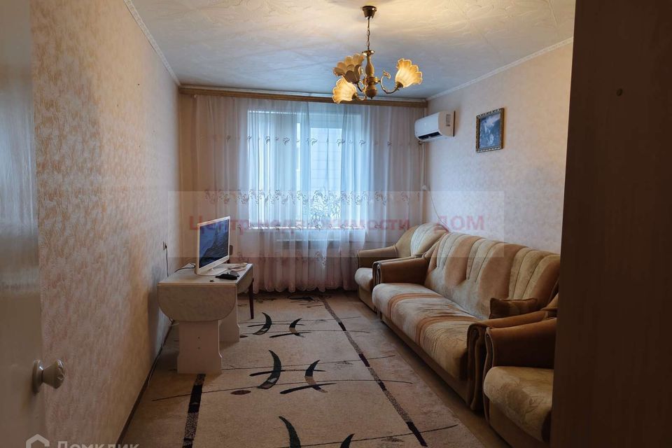 Продаётся 1-комнатная квартира, 38.8 м²