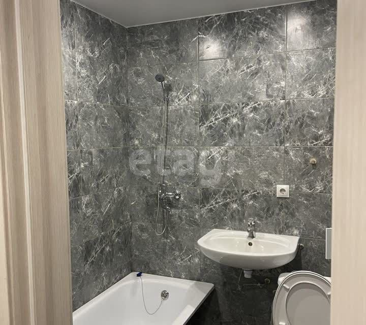 Продаётся 1-комнатная квартира, 40.9 м²