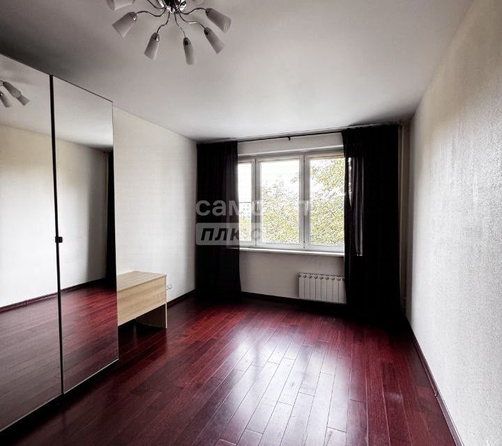 Продаётся 4-комнатная квартира, 75.1 м²