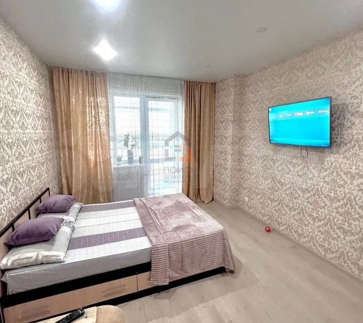 Сдаётся 1-комнатная квартира, 70 м²