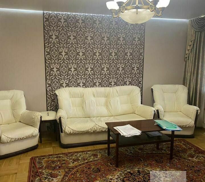 Сдаётся 3-комнатная квартира, 42 м²