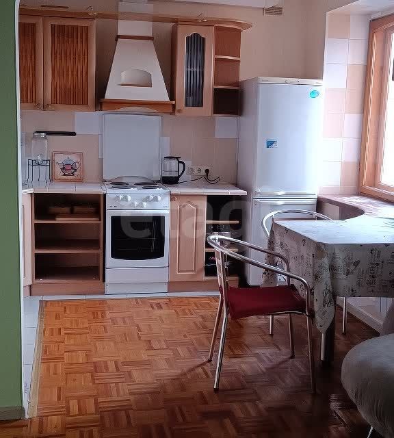 Сдаётся 4-комнатная квартира, 73 м²