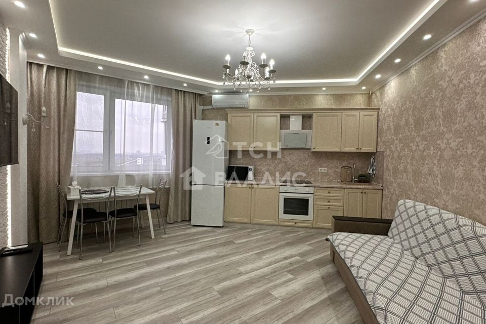 Продаётся 1-комнатная квартира, 41.8 м²