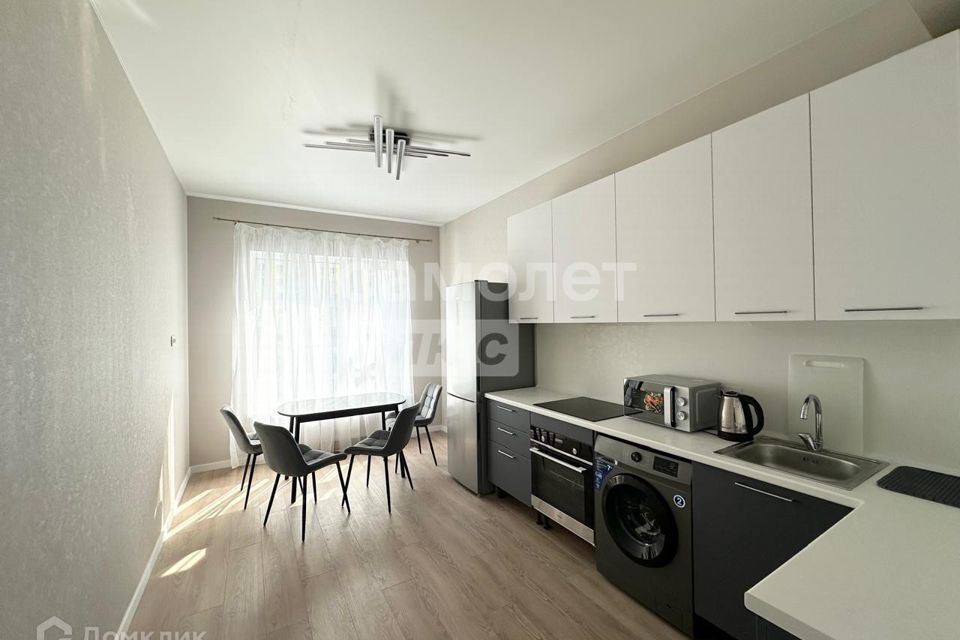 Сдаётся 2-комнатная квартира, 57.3 м²