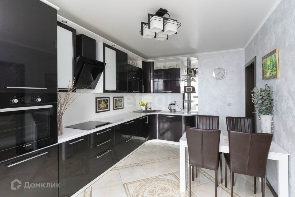 Продаётся 3-комнатная квартира, 72.9 м²