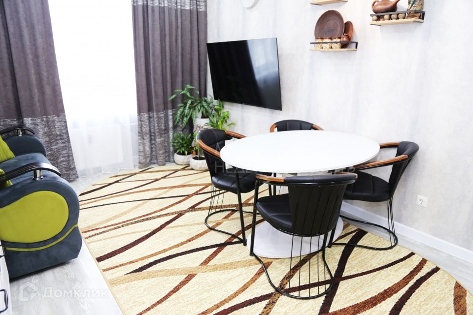 Продаётся 2-комнатная квартира, 62 м²