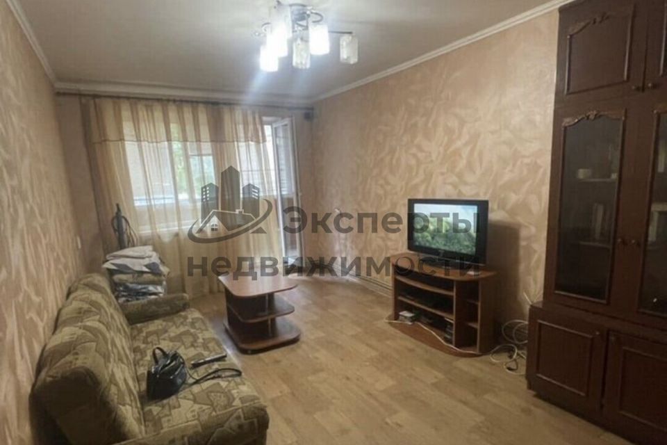 Продаётся 2-комнатная квартира, 43.7 м²