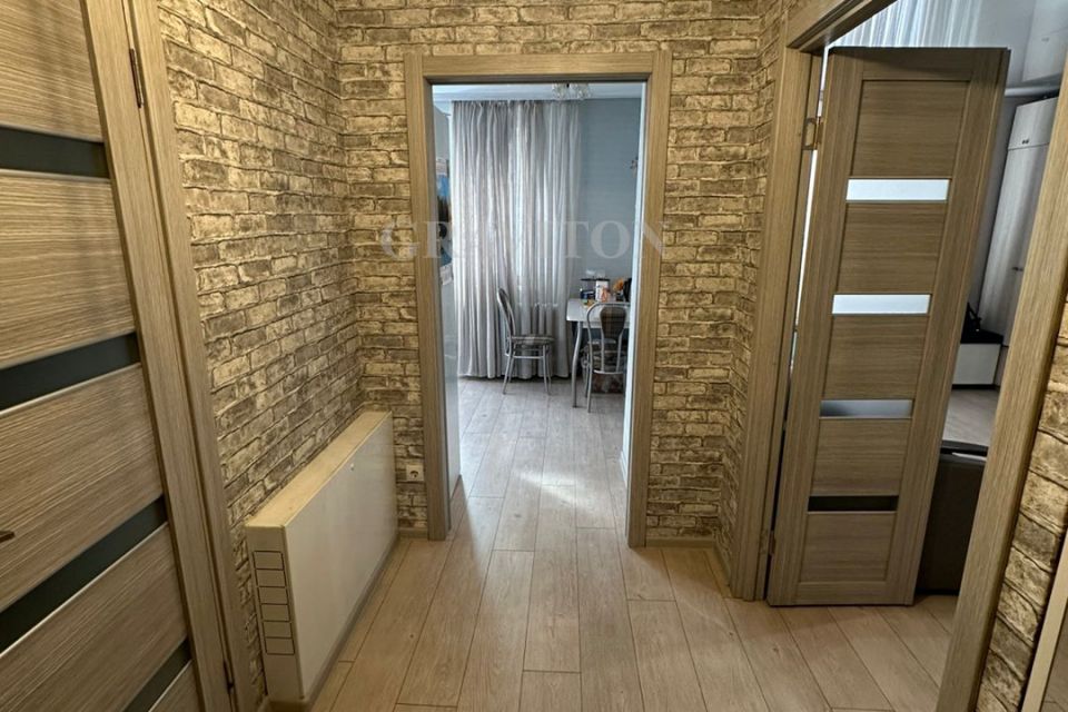 Продаётся 1-комнатная квартира, 38.8 м²