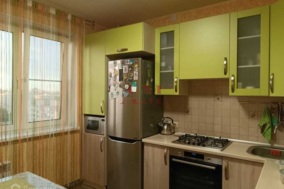 Продаётся 2-комнатная квартира, 60.5 м²
