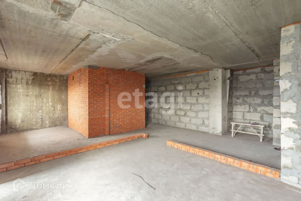 Продаётся 3-комнатная квартира, 92.7 м²