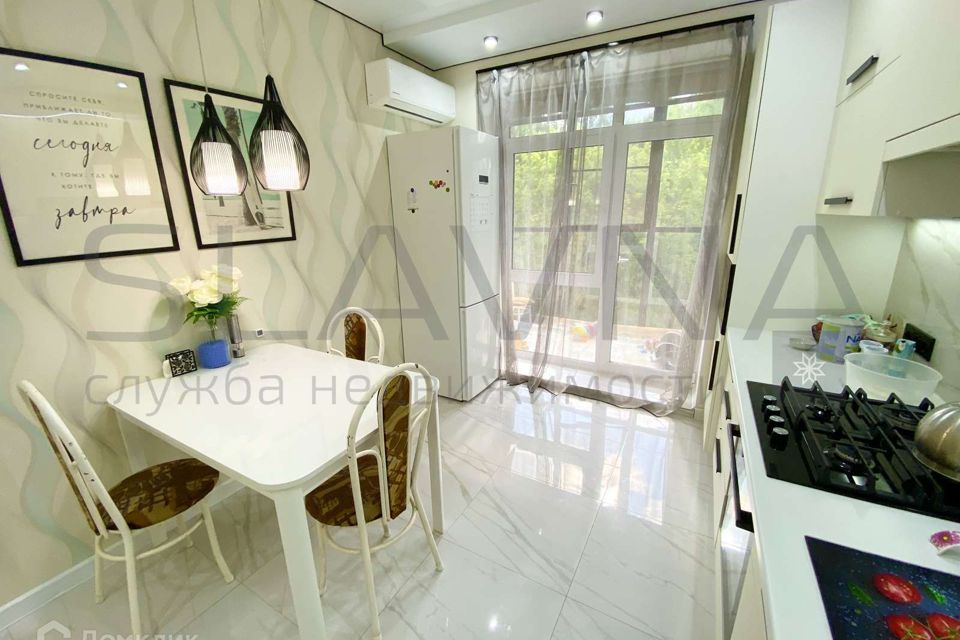 Продаётся 2-комнатная квартира, 62.4 м²