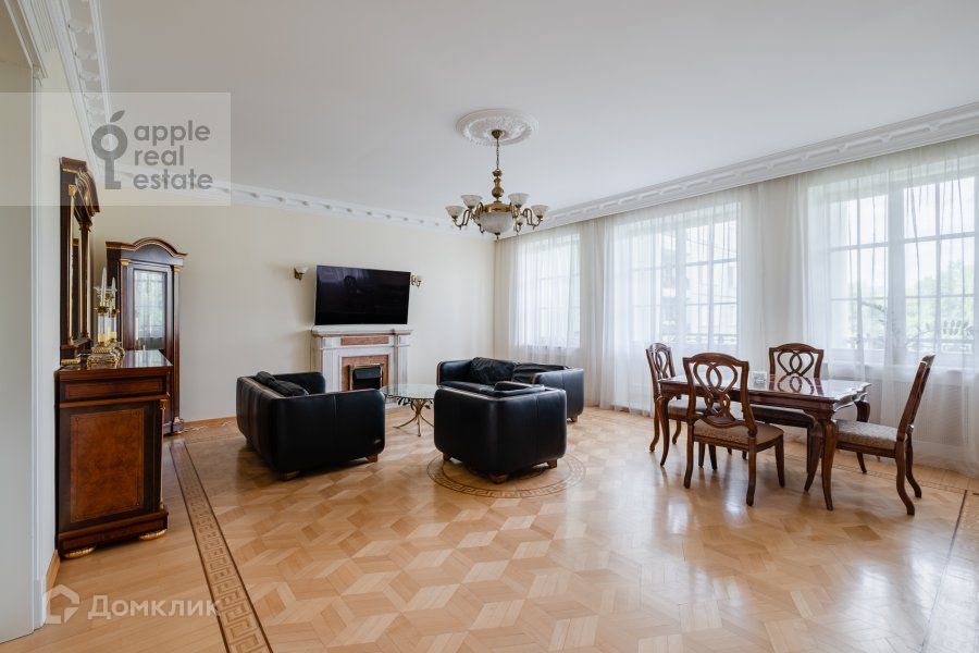 Сдаётся 3-комнатная квартира, 135 м²