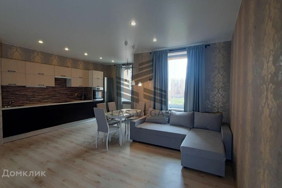 Сдаётся 2-комнатная квартира, 76 м²