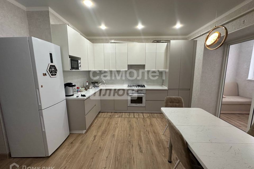 Сдаётся 3-комнатная квартира, 91.7 м²