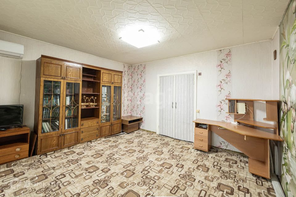 Продаётся 4-комнатная квартира, 79.5 м²