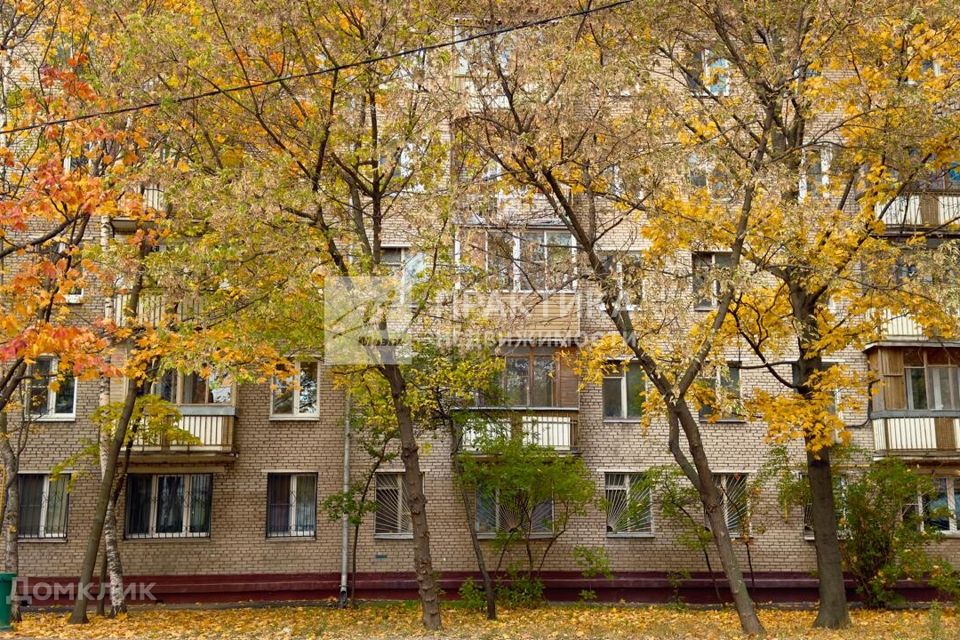 Продаётся 3-комнатная квартира, 53.9 м²