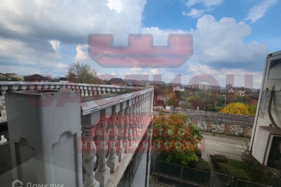 Продаётся 3-этажный дом, 388.3 м²