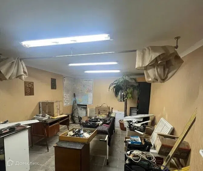 Продаётся офис, 233 м²
