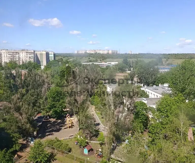 Продаётся 3-комнатная квартира, 69.8 м²