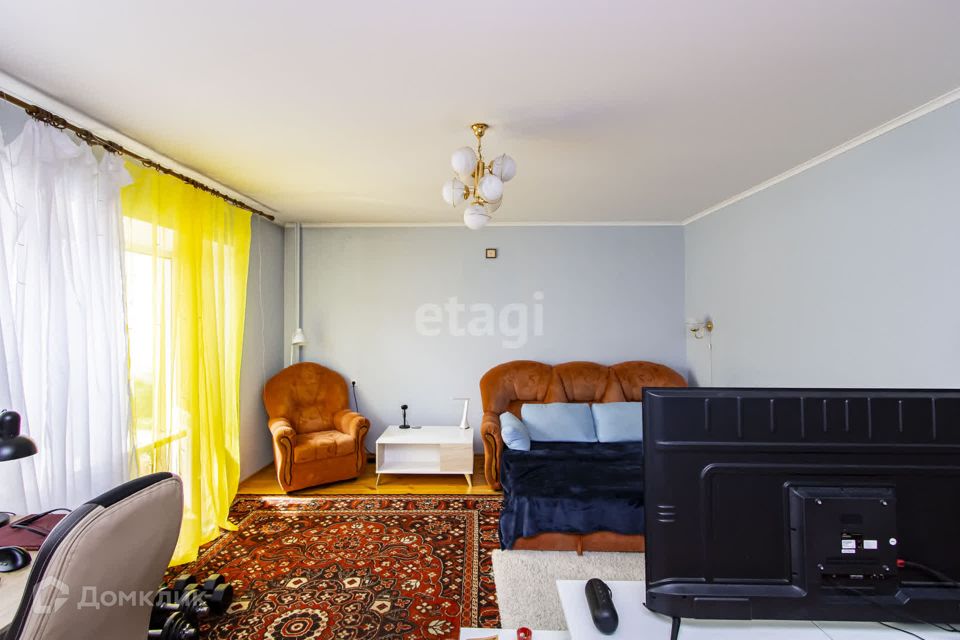 Продаётся 4-комнатная квартира, 102.4 м²