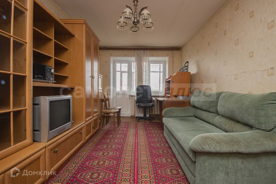 Продаётся 3-комнатная квартира, 55.6 м²