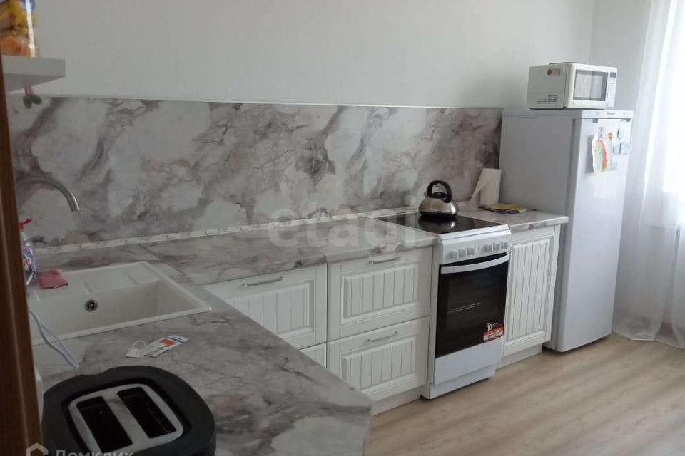 Сдаётся 1-комнатная квартира, 38 м²
