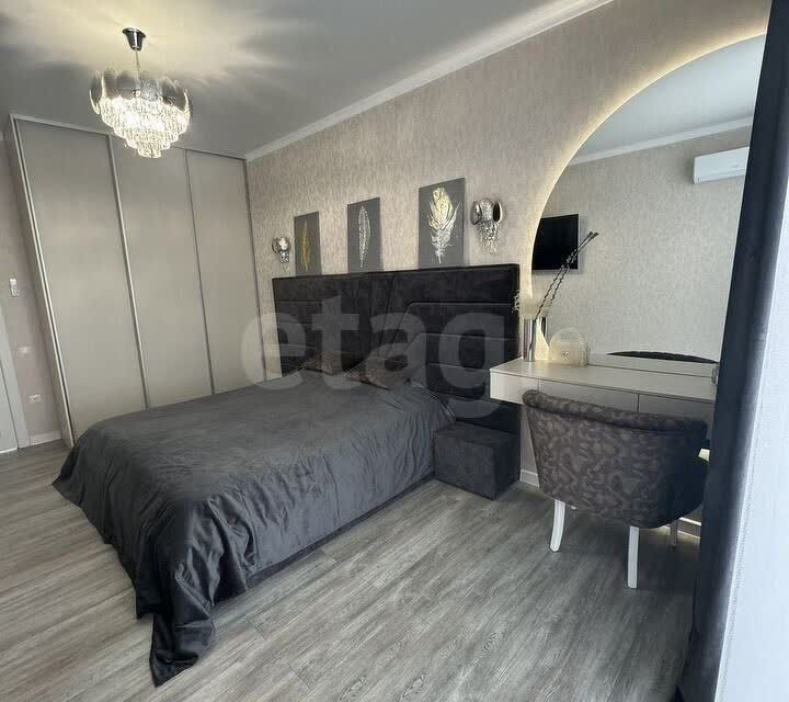 Продаётся 2-комнатная квартира, 75.5 м²