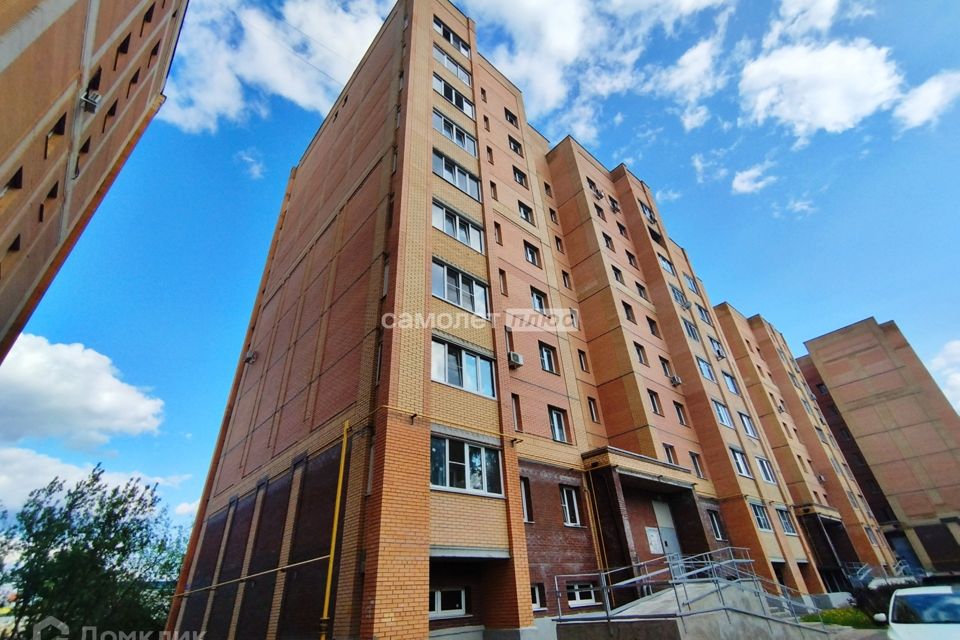 Продаётся 2-комнатная квартира, 58.2 м²