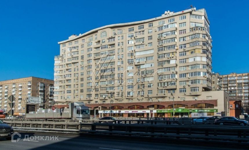 Продаётся 6-комнатная квартира, 460.2 м²