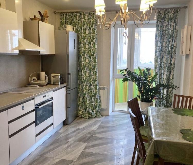 Продаётся 2-комнатная квартира, 65.7 м²
