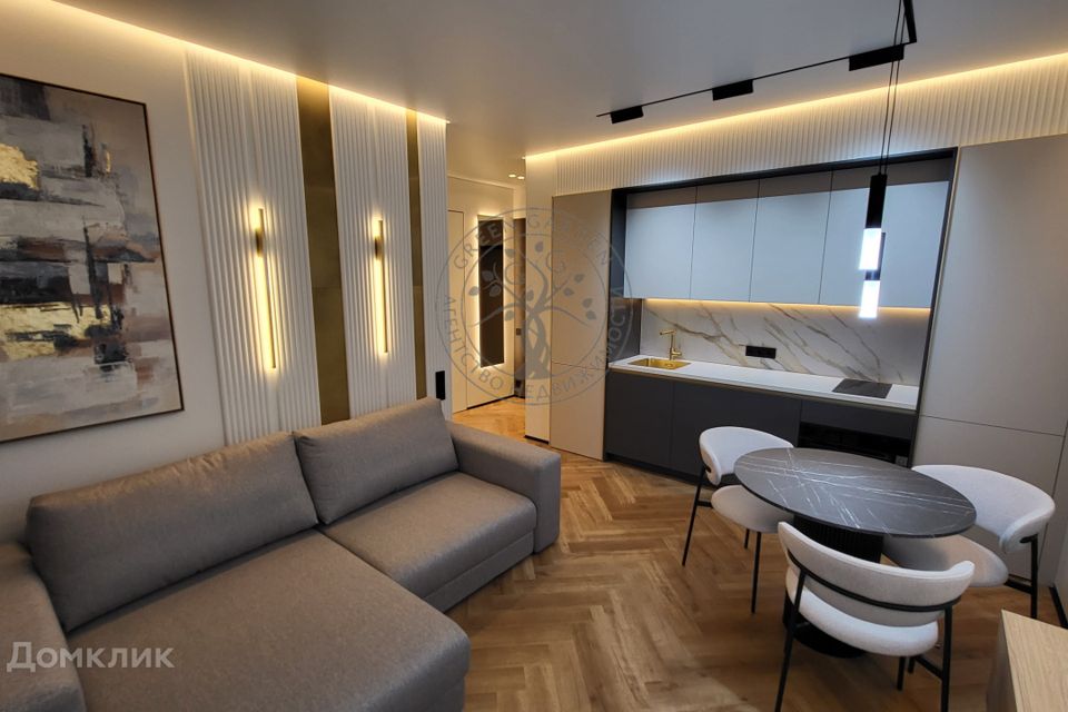 Продаётся 1-комнатная квартира, 41.7 м²