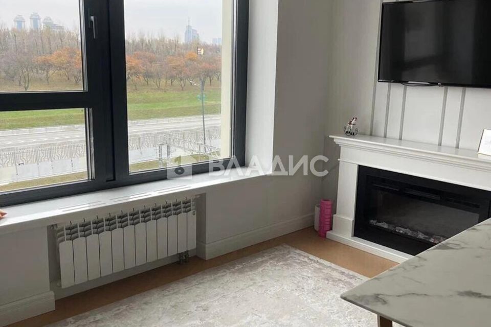 Продаётся 1-комнатная квартира, 64.5 м²
