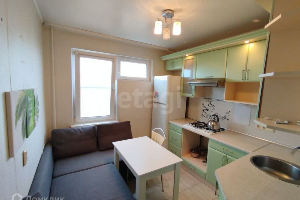 Продаётся 1-комнатная квартира, 39.7 м²