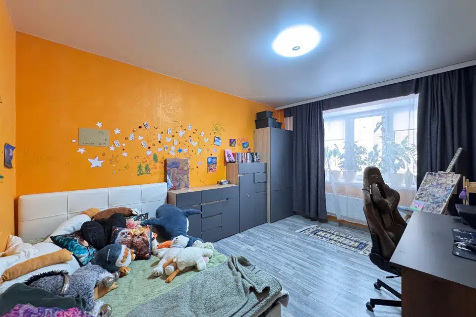 Продаётся 3-комнатная квартира, 93.8 м²