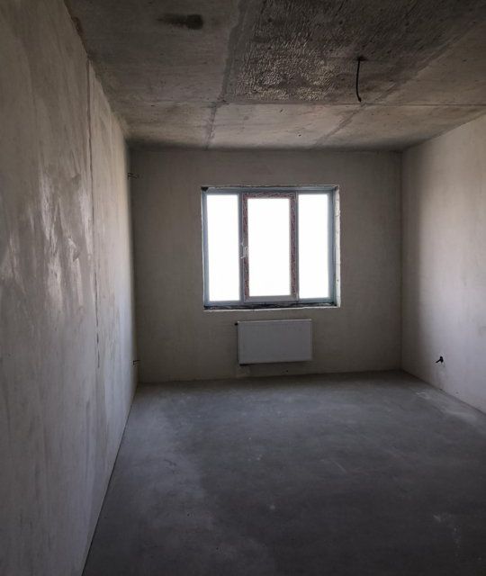 Продаётся 1-комнатная квартира, 42 м²