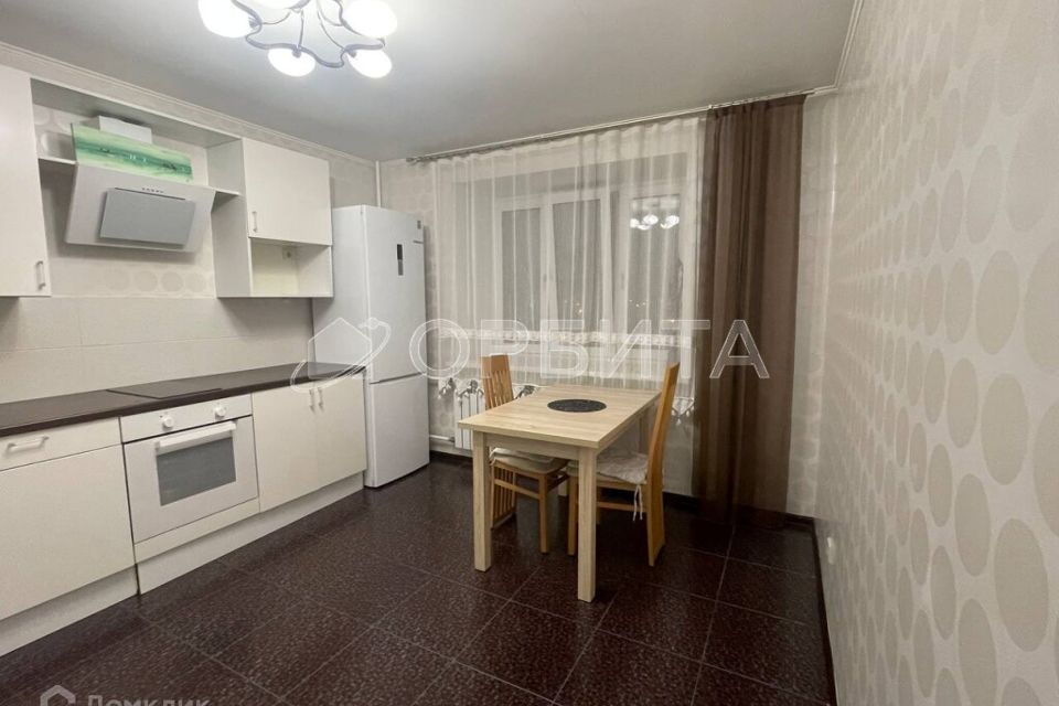 Продаётся 2-комнатная квартира, 65.8 м²