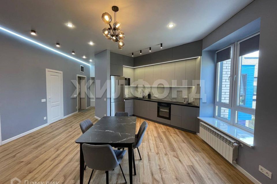 Продаётся 3-комнатная квартира, 79.4 м²