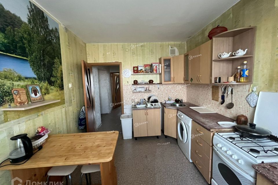 Продаётся 3-комнатная квартира, 65.5 м²