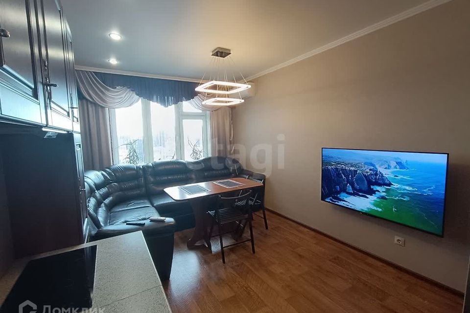 Сдаётся 1-комнатная квартира, 40 м²