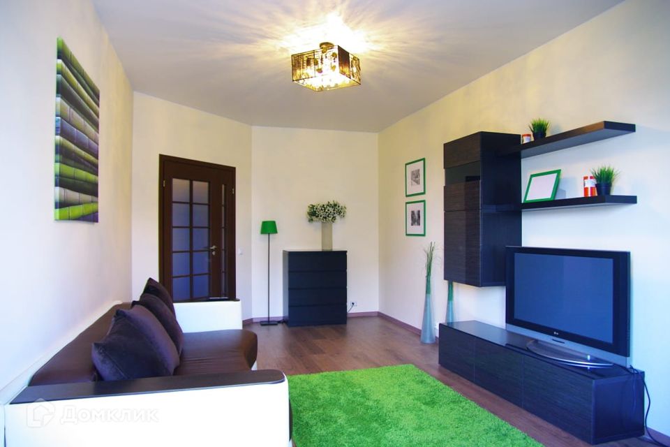 Сдаётся 1-комнатная квартира, 42.8 м²