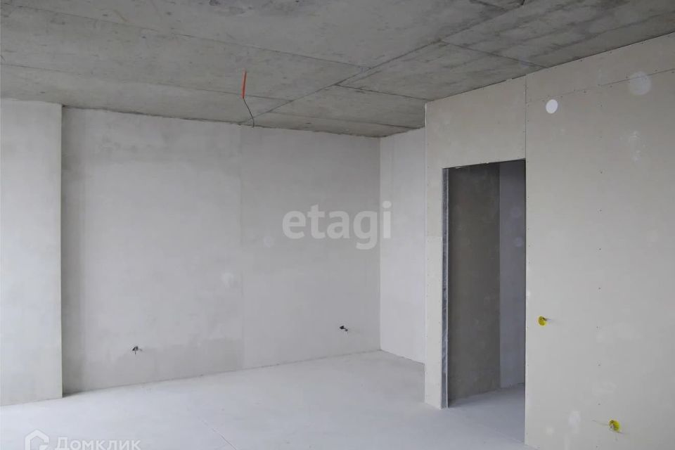 Продаётся 2-комнатная квартира, 62.3 м²