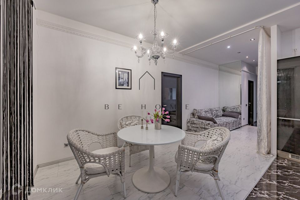 Сдаётся 1-комнатная квартира, 75 м²