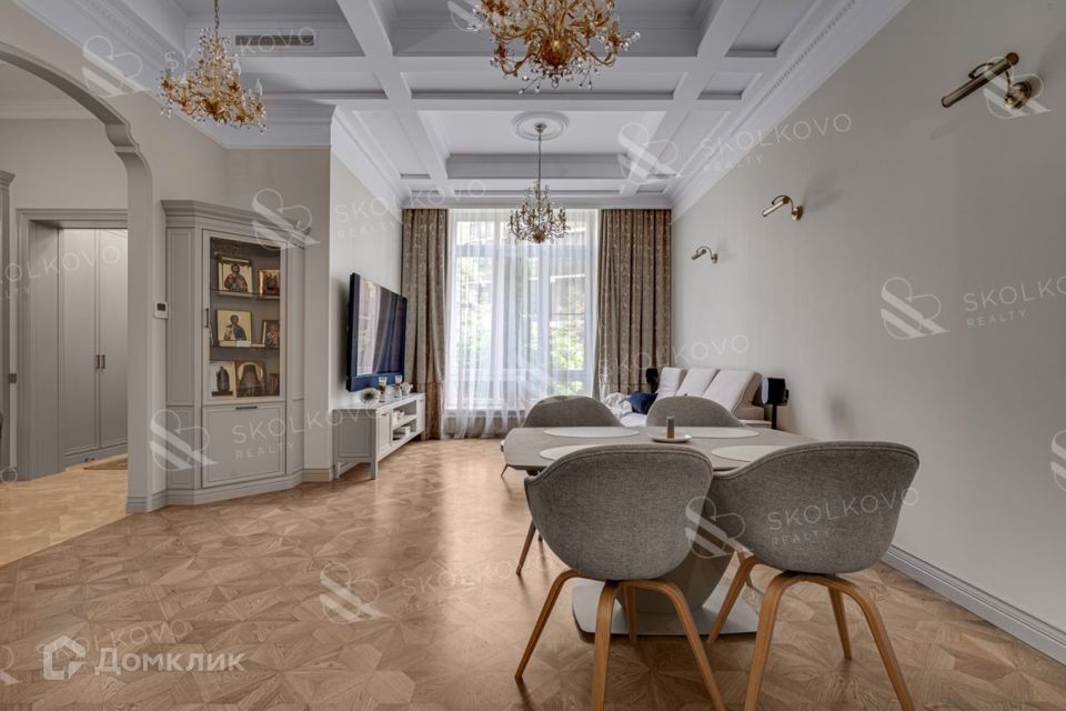 Продаётся 3-комнатная квартира, 115.1 м²