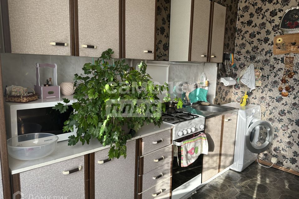 Продаётся 3-комнатная квартира, 60 м²
