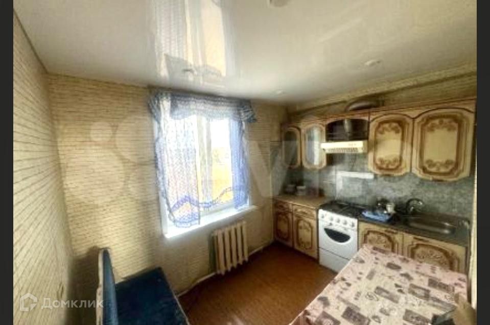 Продаётся 4-комнатная квартира, 58.6 м²