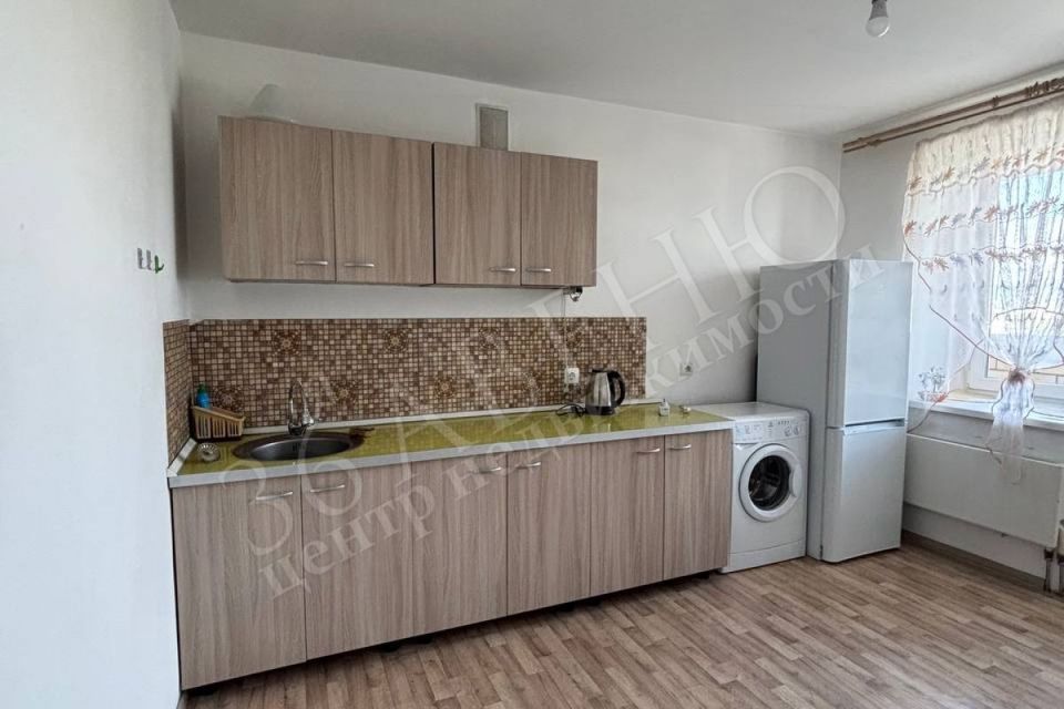 Продаётся 1-комнатная квартира, 43 м²